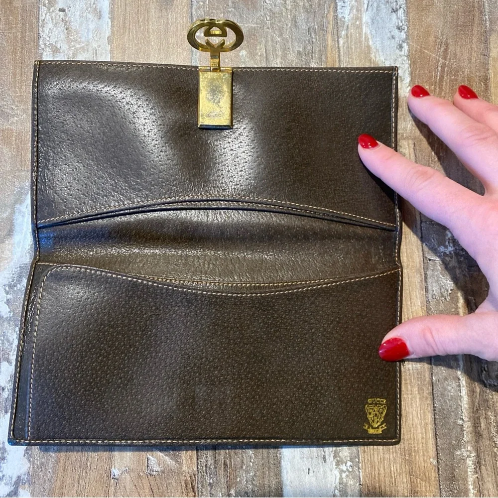 Gucci Beige/Brown GG Supreme Continental Wallet with Gold Hardware